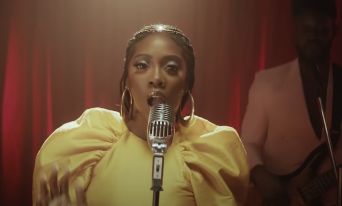 See The Top 10 Nigerian Artistes Of The Year 2021