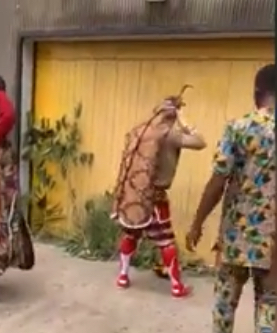 OAU PROTEST: After Traditionalist Kicked, Now Masqueraders found Placing(Ebo) sacrifice At OAU VC’s Car Park