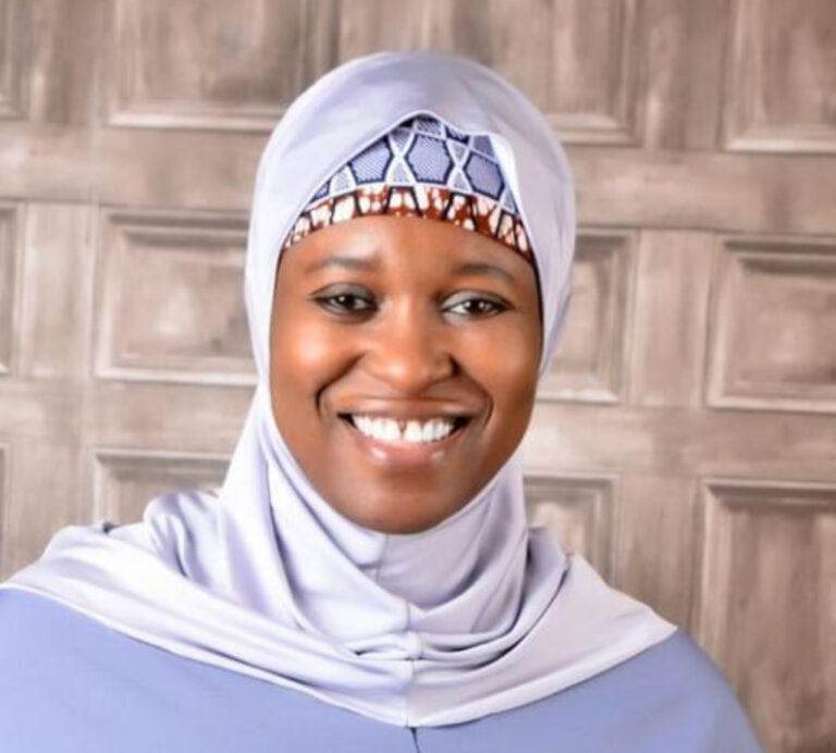 Aisha Yesufu Suffers Backlash As Tweeps Blast Her After Demanding Peter Obi’s Plans To End Police Brutality