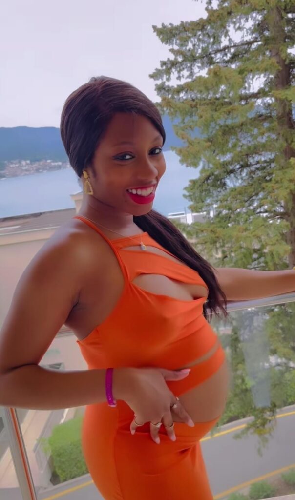 Reality TV Stars Khafi, Gedoni Expecting Second Baby (Photos) 3 Reality TV Stars Khafi, Gedoni Expecting Second Baby (Photos)