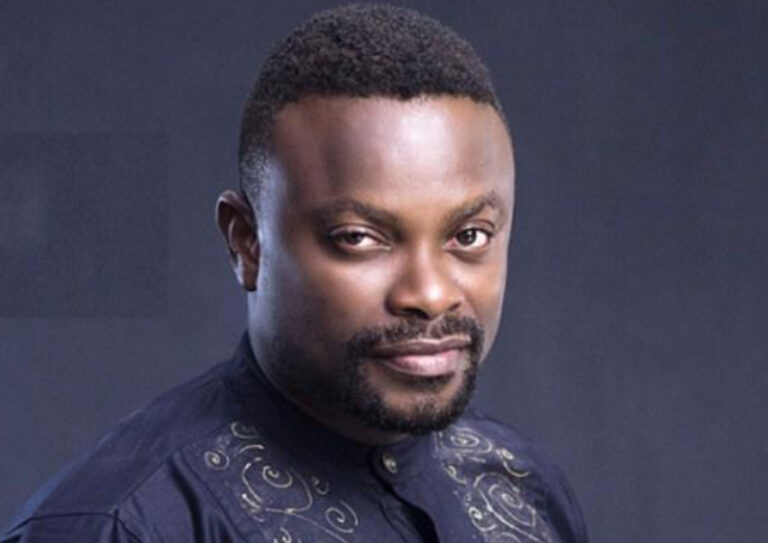 Politicians’ Fight To Keep Old Naira Notes Is Not For Nigerians – Comic Actor Okon Lagos