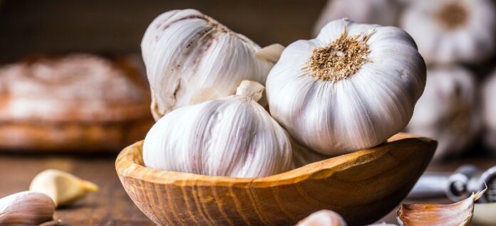 Garlic Has Secret Powers that Fight Cancer