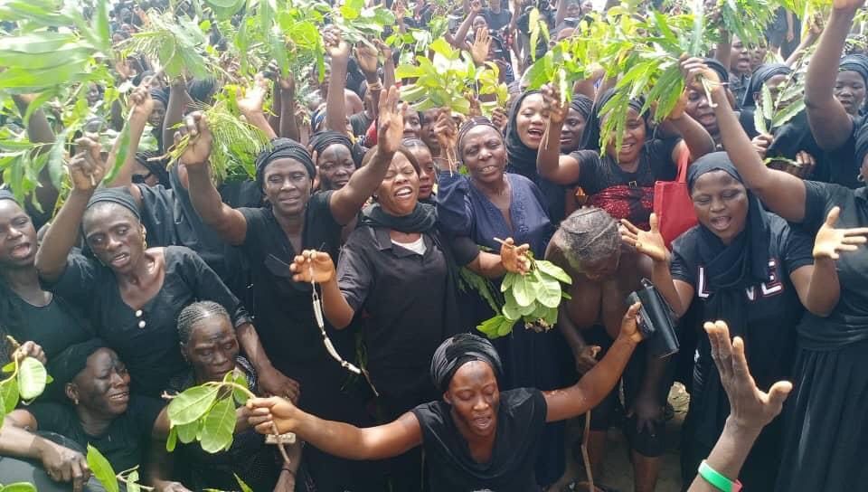 Election Results: Over 1,000 Aged Women Goes Naked, Protest In Lafia