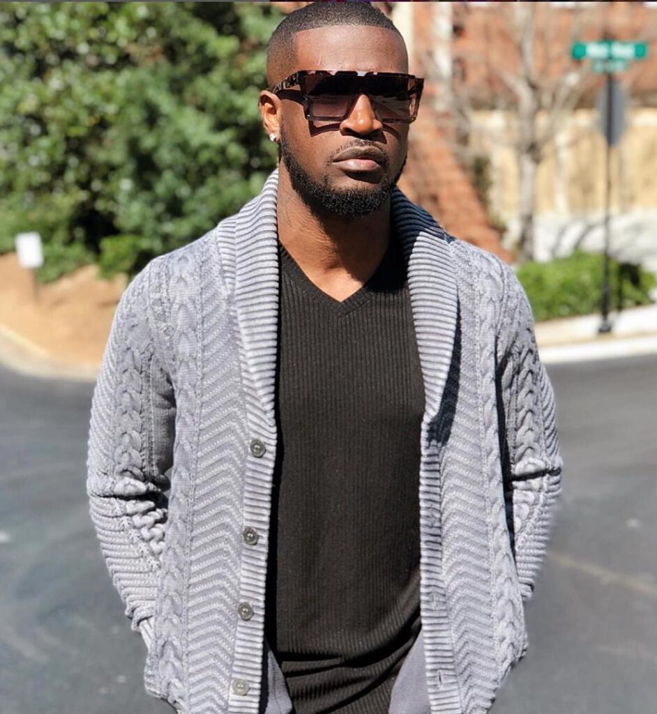 ‘Ndi ala, are you expecting your wife to suffer after a divorce?’ - music star, troll Hakimis' supporters 2 ‘Ndi ala, are you expecting your wife to suffer after a divorce?’ - music star, troll Hakimis' supporters