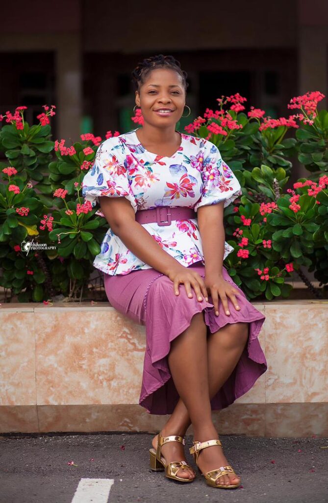 ‘I Wash My Husband’s Clothes Daily, Make Him Fresh Food, Serve His Food And Hold The Bow For Him To Wash His Hands’ - Nigerian Lawyer Discloses; Says Doing All That Doesn’t Reduce Her Any Way
