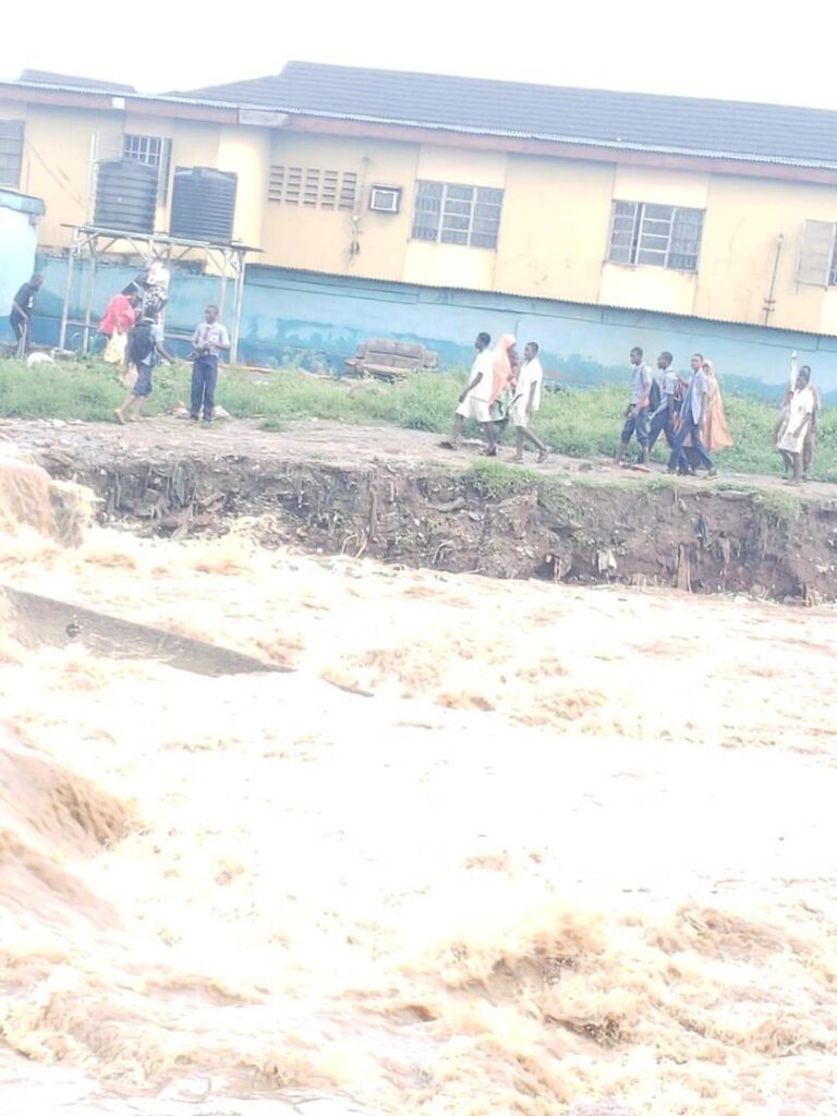 Heavy Downpours: Students Stranded As Flood Takes Over Lagos Community
