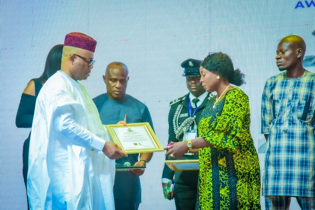 6 Policemen Slain in Ughelli Honoured Posthumously