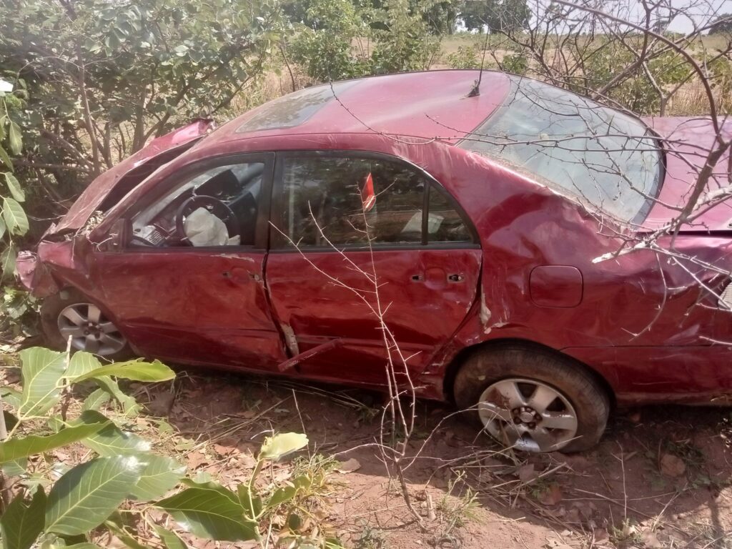 Nigerian Man Triumphs Over D£ath As He Survives Daring Car Cra$h